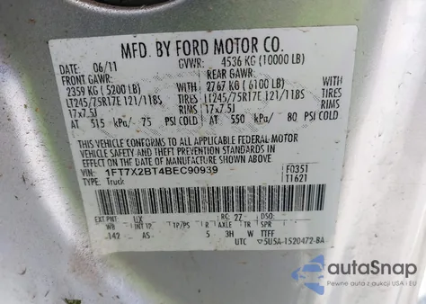 2011 Ford F-250 Xl z USA, uszkodzony, nr VIN 1FT7X2BT4BEC90939